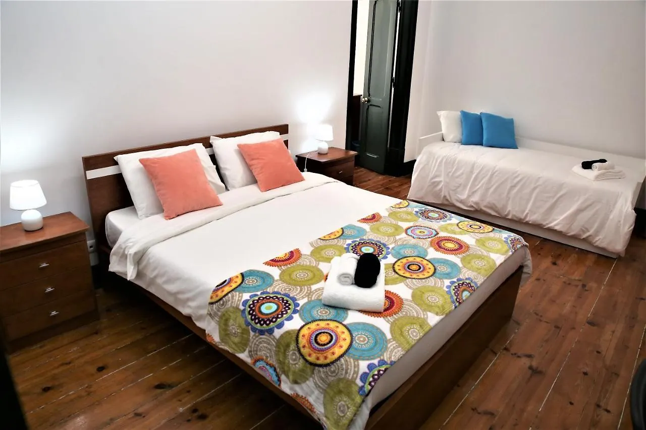 Family Bedroom Лиссабон Апартаменты
